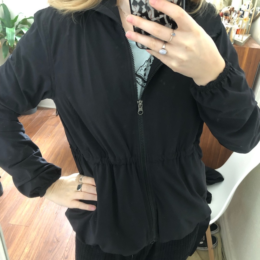 Black lululemon jacket